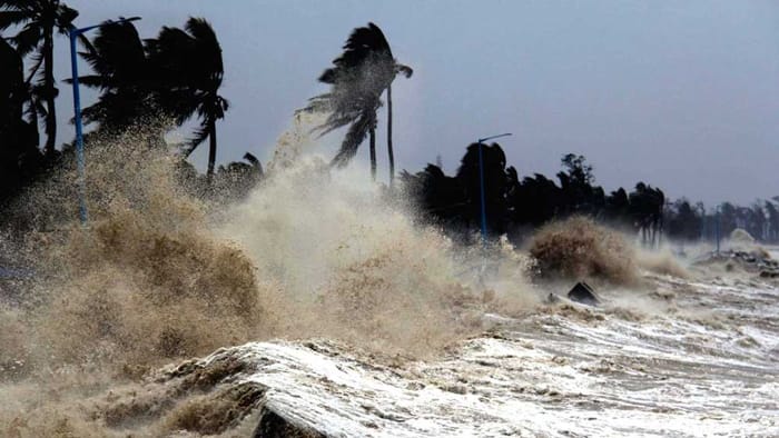 গভীর নিম্নচাপে পরিণত ‘অশনি’, ৫ বিভাগে ভারি বৃষ্টির আশঙ্কা