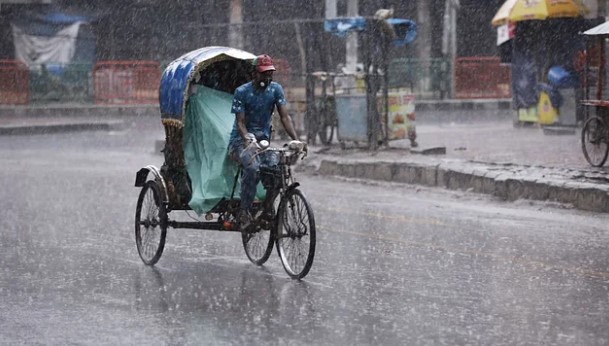 শুক্রবার বজ্রসহ দেশের যেসব জায়গায় বৃষ্টি হতে পারে