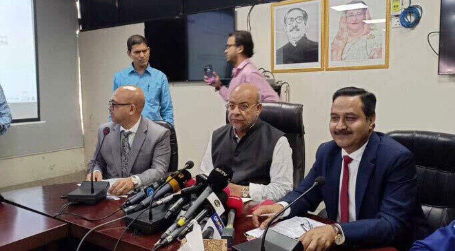 ট্রেনের টিকিট কালোবাজারি রোধে ‘সিক্রেট’ ব্যবস্থা: রেলমন্ত্রী