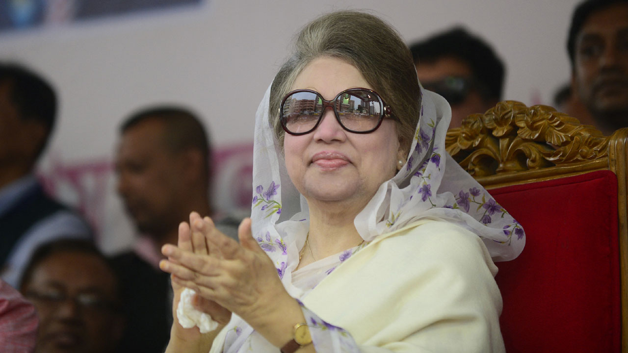 খালেদা জিয়া ফিরছেন ৬ মে, নেতাকর্মীদের জন্য যে নির্দেশনা