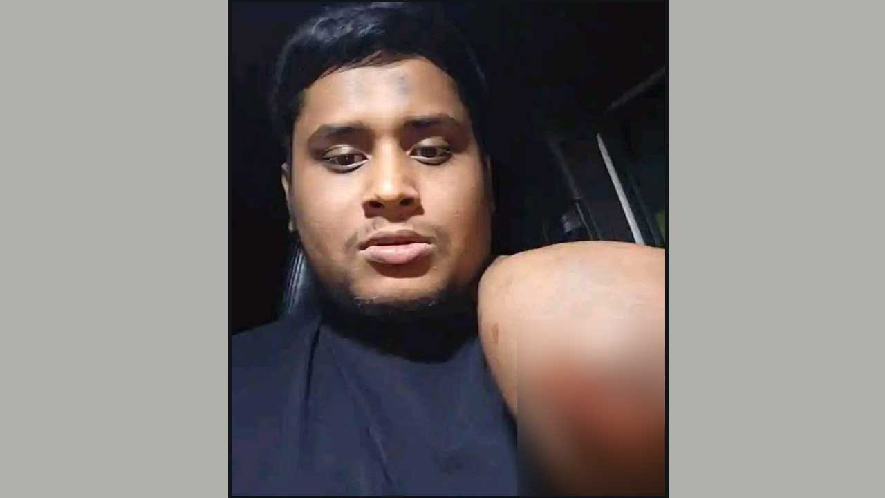 হাসনাত আব্দুল্লাহর গাড়িতে হামলা