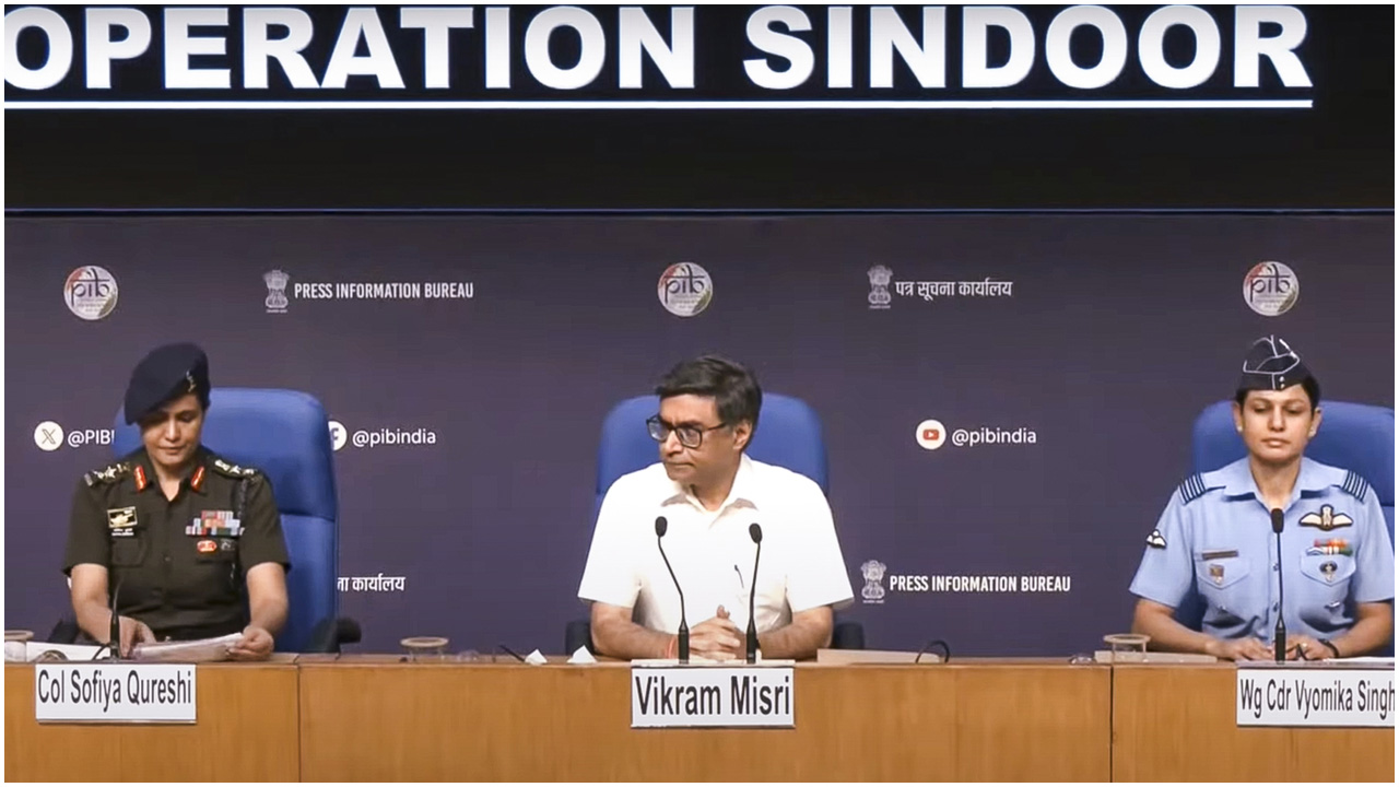 পাকিস্তানে ২৫ মিনিটে ২৪ ক্ষেপণাস্ত্র ছুড়েছে ভারত