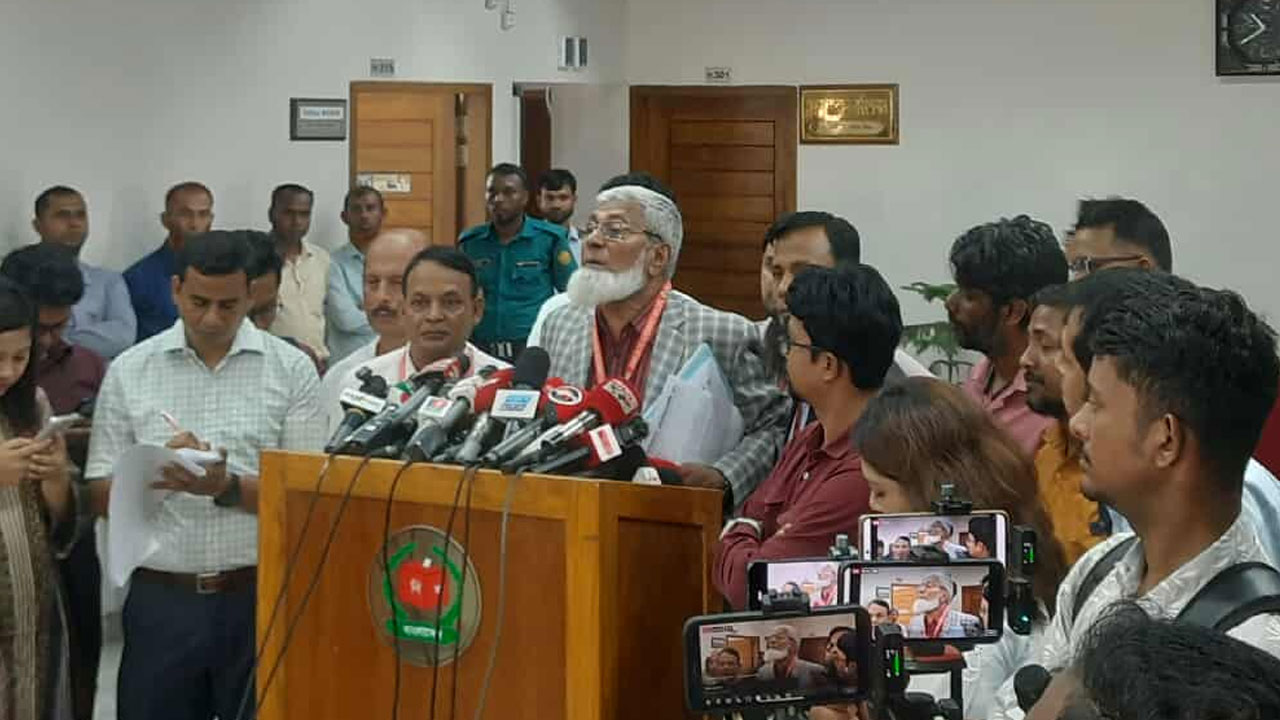 সাবেক তিন সিইসির বিরুদ্ধে ইসিতে বিএনপির অভিযোগ