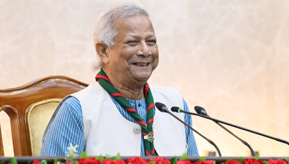 স্কাউটস দুনিয়া ও নিজেকে আবিষ্কারের সুযোগ তৈরি করে : প্রধান উপদেষ্টা