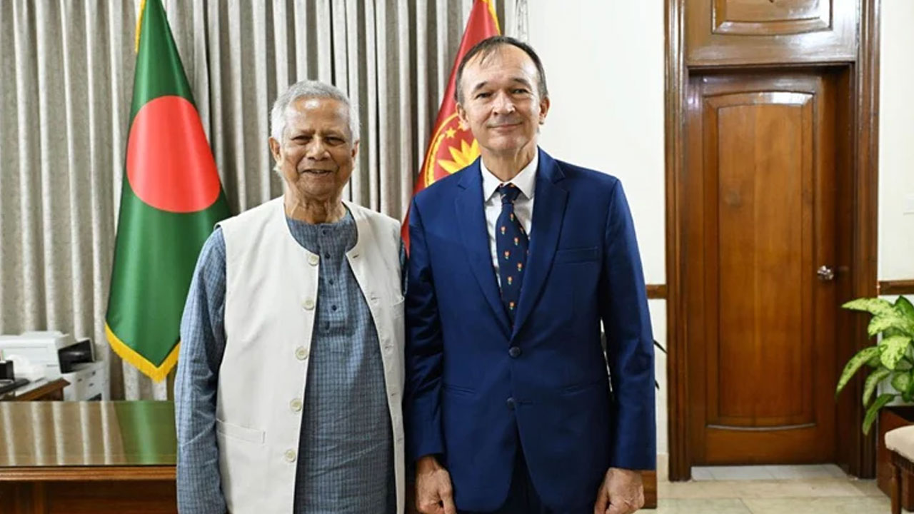 প্রধান উপদেষ্টার সঙ্গে ডাচ রাষ্ট্রদূতের বিদায়ী সাক্ষাৎ