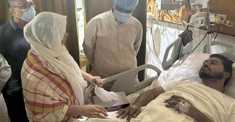 আহত নুরের শারীরিক অবস্থার খোঁজ নিলেন খালেদা জিয়া, জানালেন নিন্দা
