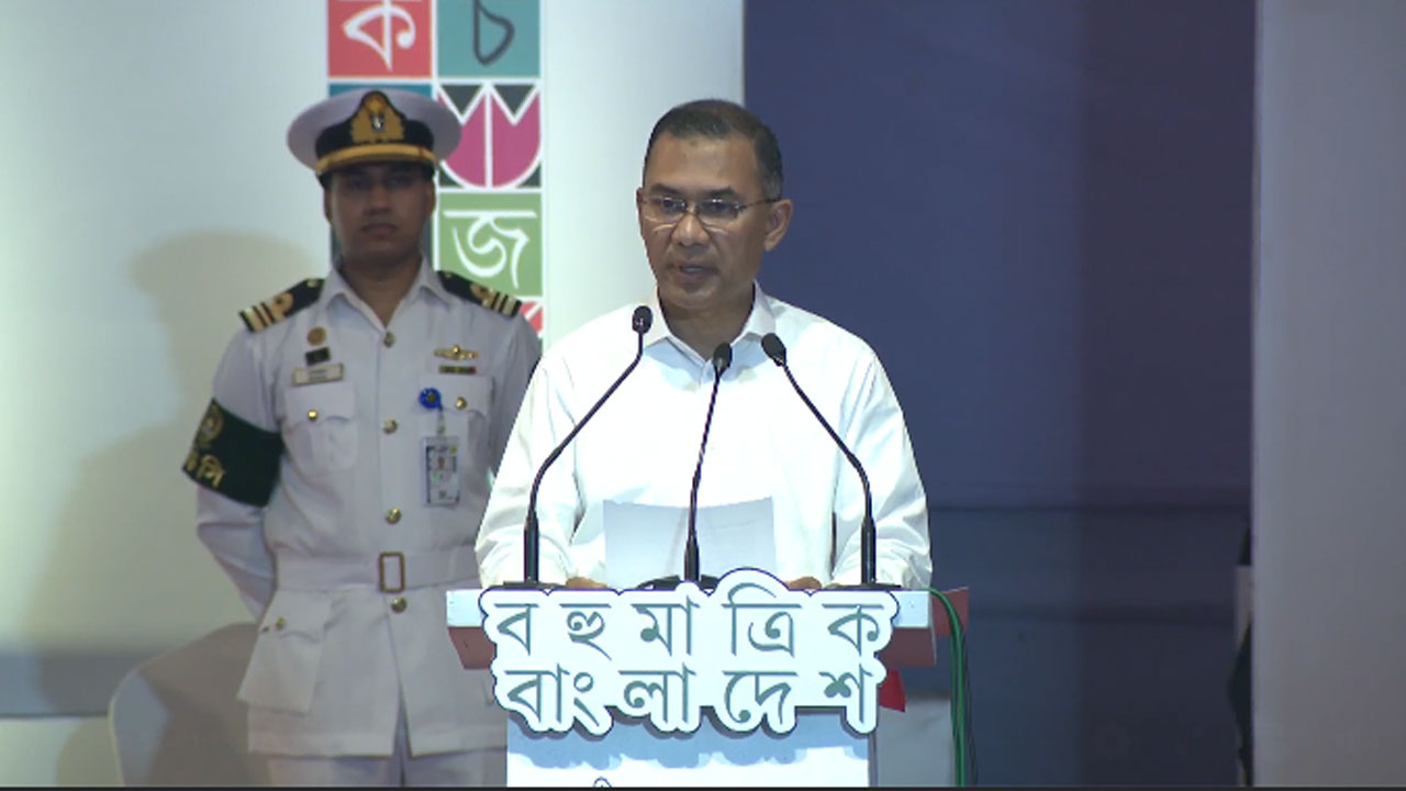 দেশটাকে জ্ঞানের আলোয় আলোকিত করতে চায় সরকার : প্রধানমন্ত্রী