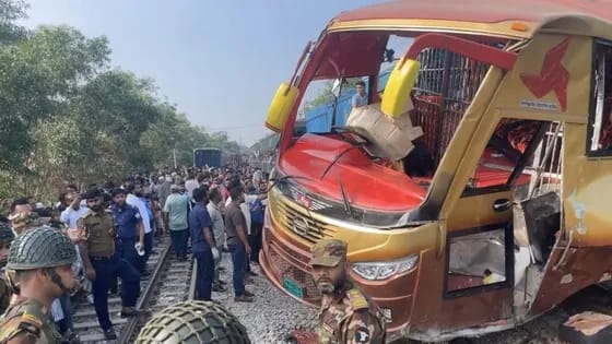 কুমিল্লায় ট্রেন দুর্ঘটনায় ৩ তদন্ত কমিটি গঠন