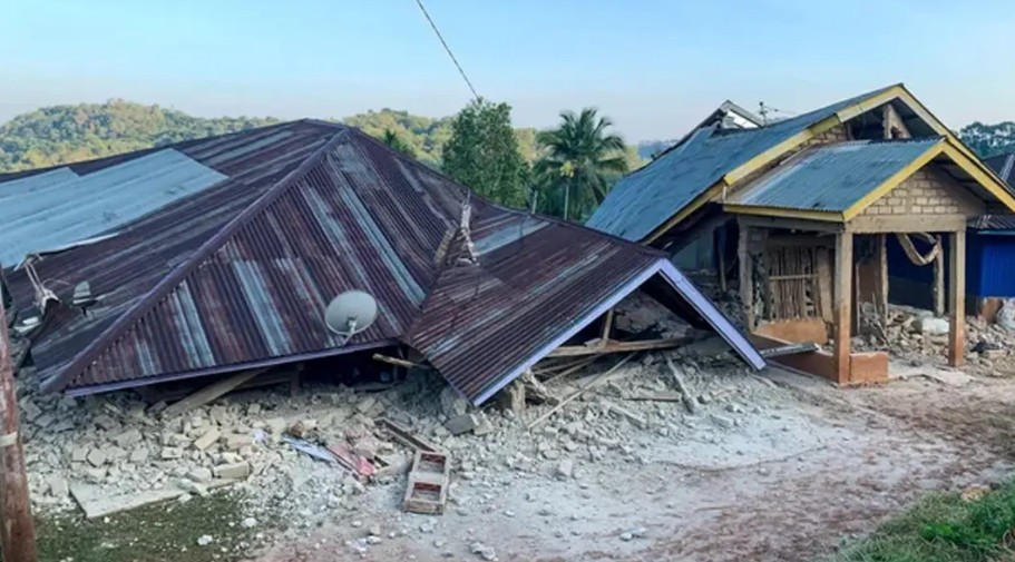 একদিনে দুই শক্তিশালী ভূমিকম্প, ইন্দোনেশিয়ায় মৃতের সংখ্যা বেড়ে ৪৭