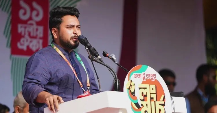 তারেক রহমানকে ঠিক করতে হবে কীভাবে ক্ষমতা ছাড়বেন: নাহিদ ইসলাম