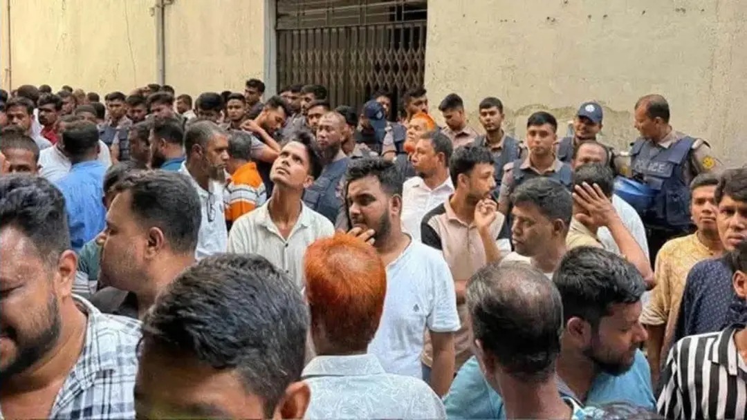 জাসদ কার্যালয়ে গোপন বৈঠক, কার্যক্রম নিষিদ্ধ আ. লীগ সন্দেহে অর্ধশতাধিক আটক