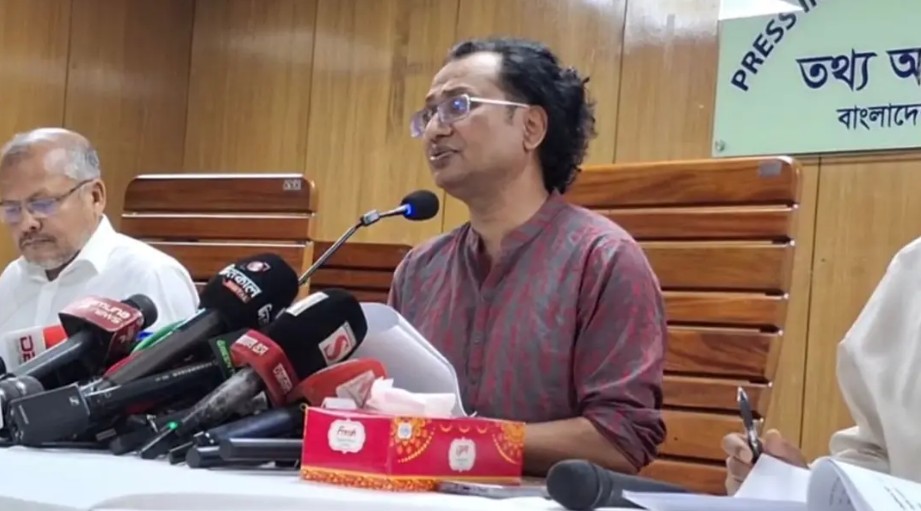 এলপিজির সংকট নেই, মজুতদারি করলে ব্যবস্থা নেওয়া হবে: প্রধানমন্ত্রীর উপদেষ্টা