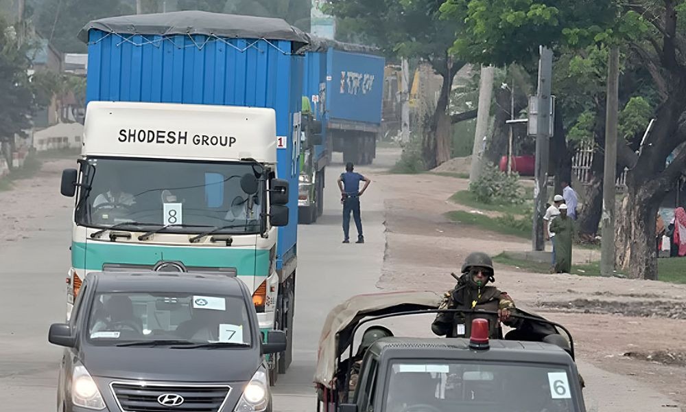 সেনাবাহিনীর বিশেষ নিরাপত্তায় রূপপুরে পৌঁছালো ইউরেনিয়ামবাহী ৩ লরি