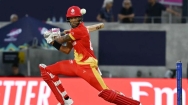 মাদকসহ এয়ারপোর্টে আটক হলেন জাতীয় দলের অধিনায়ক