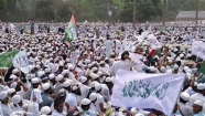 এবার আওয়ামী লীগ নিষিদ্ধে শক্ত অবস্থানে হেফাজতও