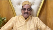 মারধর ও অ্যাসিড নিক্ষেপের অভিযোগ, ডিপজলের বিরুদ্ধে মামলা