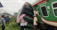 লালমনিরহাটে ২ ট্রেনের মুখোমুখি সংঘর্ষ, বুড়িমারি রুটে রেল যোগাযোগ বন্ধ