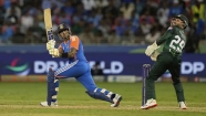 একপেশে লড়াইয়ে পাকিস্তানকে উড়িয়ে দিলো ভারত
