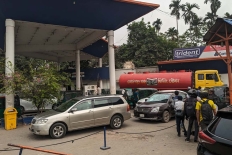 জ্বালানি বাজারে অস্থিরতা, মজুত ব্যবস্থাপনা নিয়ে উদ্বেগ