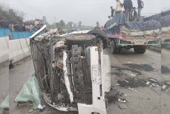 বগুড়ায় মাইক্রোবাসে গ্যাস সিলিন্ডার বিস্ফোরণ, নিহত ৩