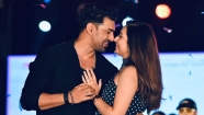 দেব-শুভশ্রীকে ঘিরে নেটদুনিয়ায় আলোচনা, পুরোনো প্রেম নিয়ে কটাক্ষ