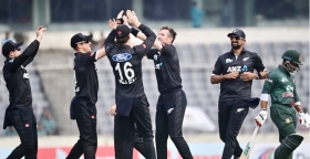 ফের ব্যাটিং ব্যর্থতায় বিশ্বকাপের আগে সিরিজ হার বাংলাদেশের
